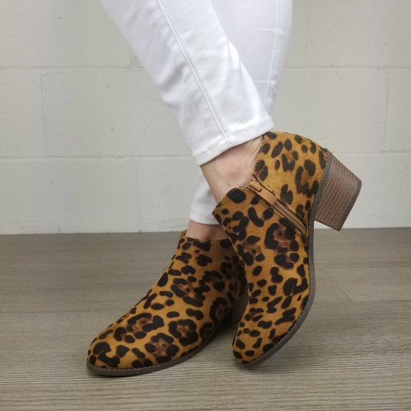 Faux Suede Leopard Print Ankle Booties - Picture 15 of 16